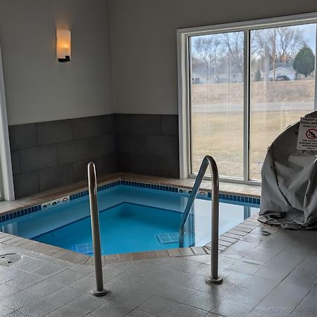 Country Inn & Suites By Radisson, Chippewa Falls, Wi Экстерьер фото