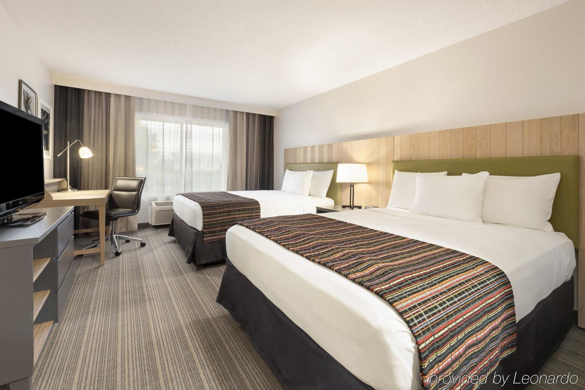 Country Inn & Suites By Radisson, Chippewa Falls, Wi Экстерьер фото