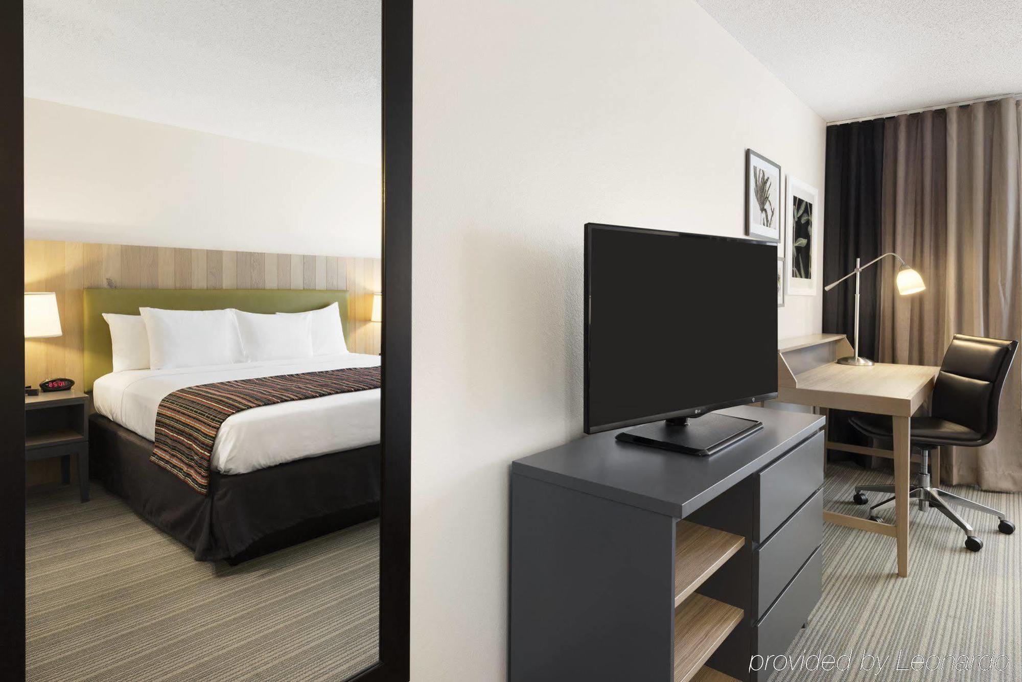 Country Inn & Suites By Radisson, Chippewa Falls, Wi Экстерьер фото
